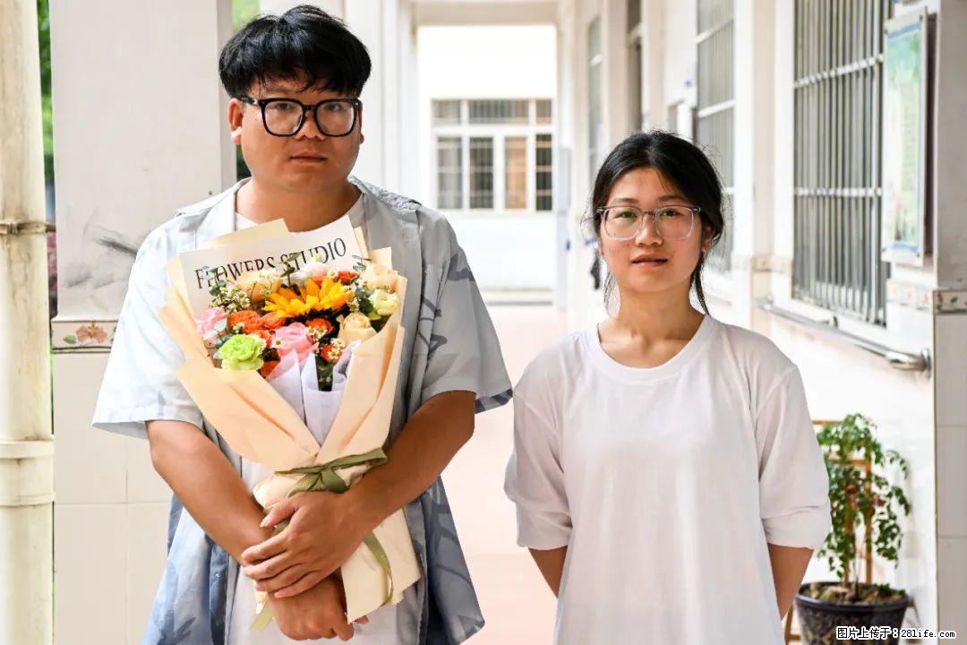 全网追的“扁担女孩”，找了一份暑假工，时薪12元 - 梅州生活资讯 - 梅州28生活网 mz.28life.net